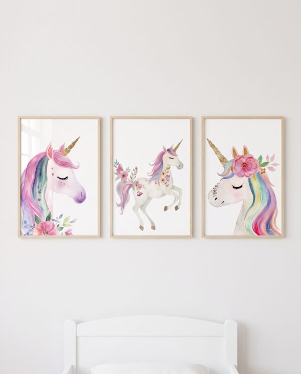 Unicornios floreados