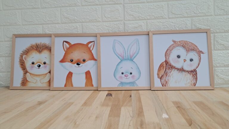 Cuatro animalitos del bosque: erizo, zorro, conejo y búho. Trabajo realizado por Indokids, junio de 2026.